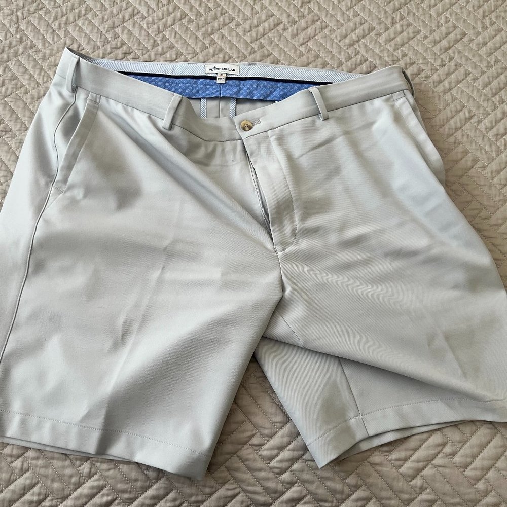 Peter Millar Flat Front Golf Shorts Bone Size 40